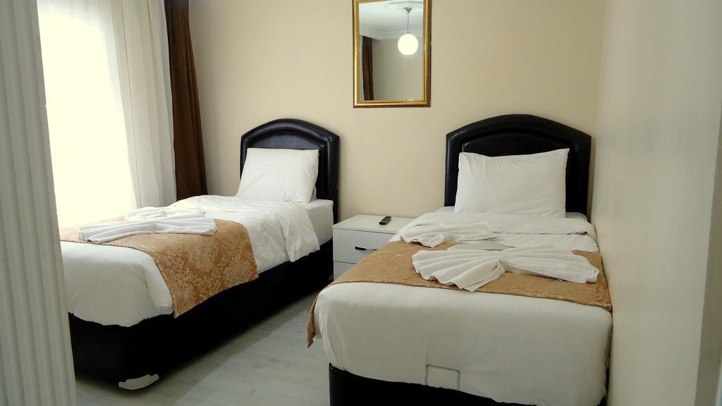 Tolga Hotel Истанбул Екстериор снимка