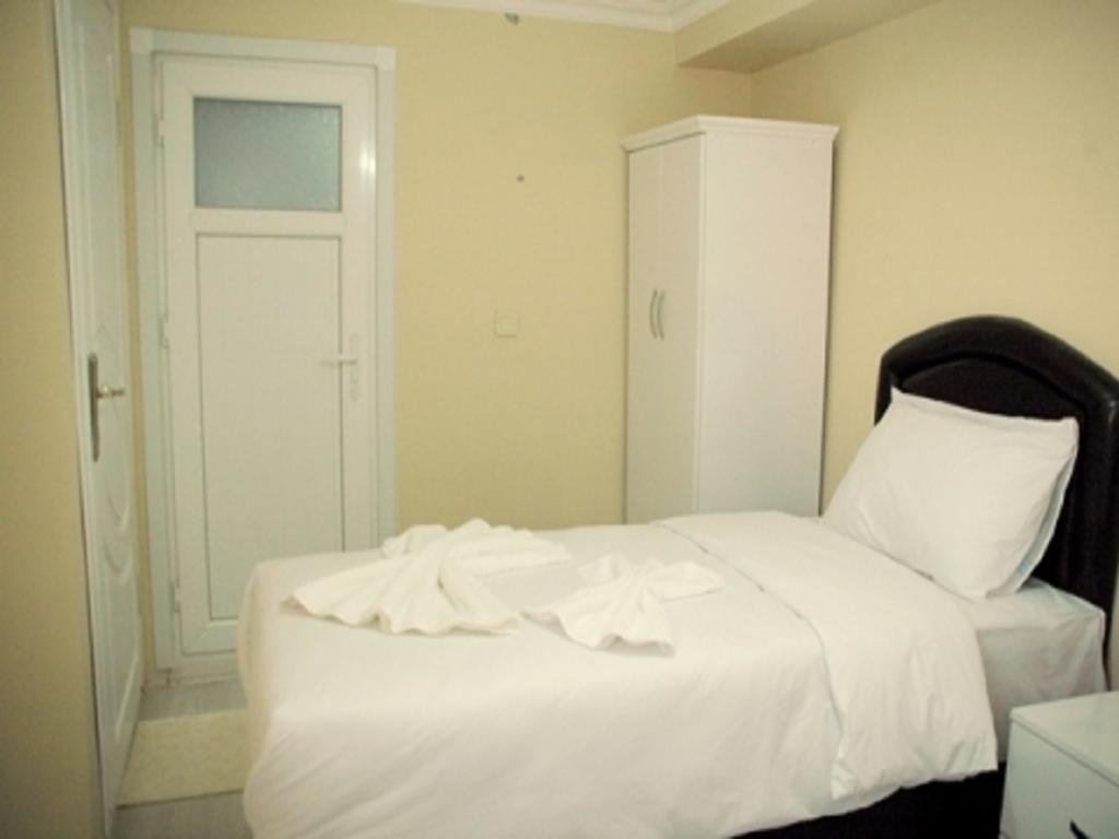 Tolga Hotel Истанбул Екстериор снимка